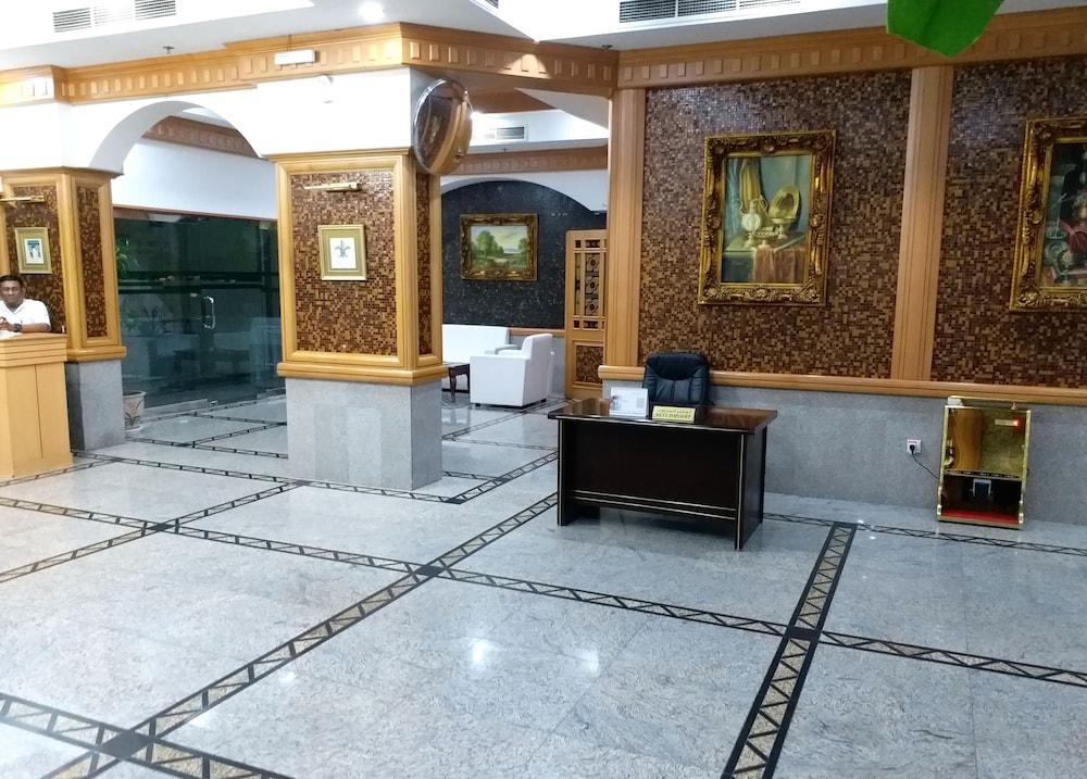 Taj Plaza Hotel Manama Eksteriør bilde