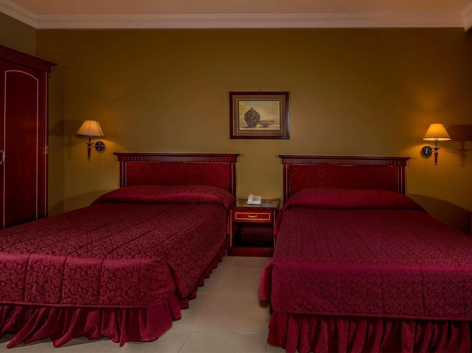 Taj Plaza Hotel Manama Eksteriør bilde