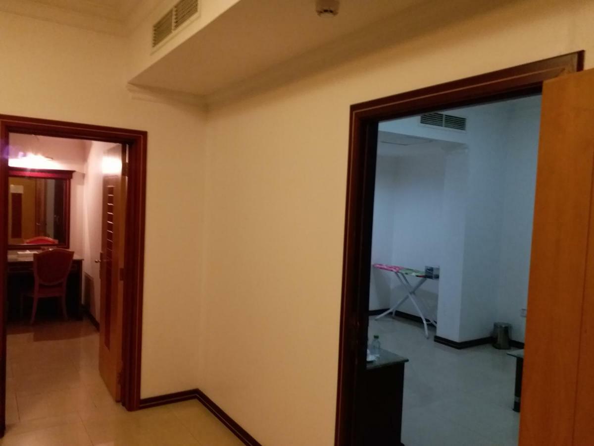 Taj Plaza Hotel Manama Eksteriør bilde