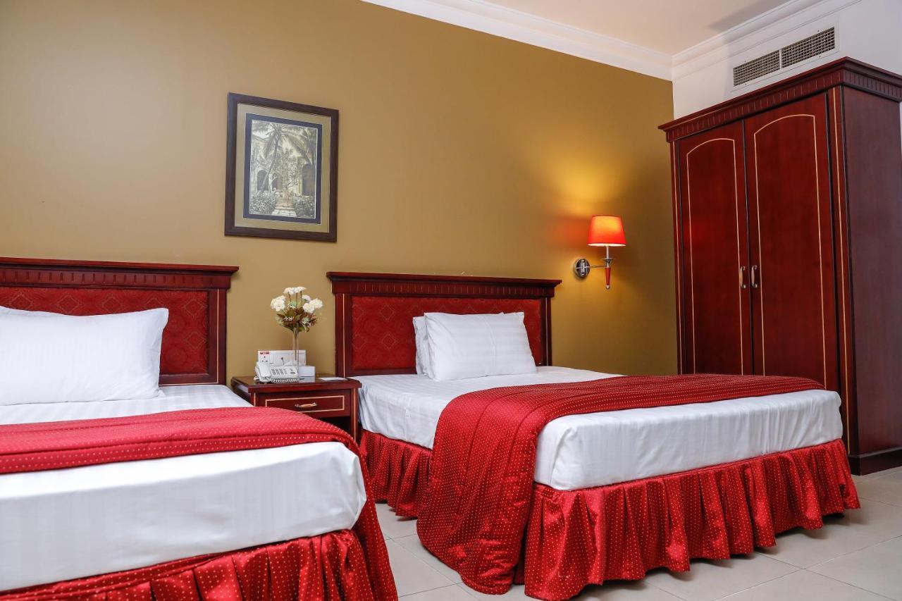 Taj Plaza Hotel Manama Eksteriør bilde